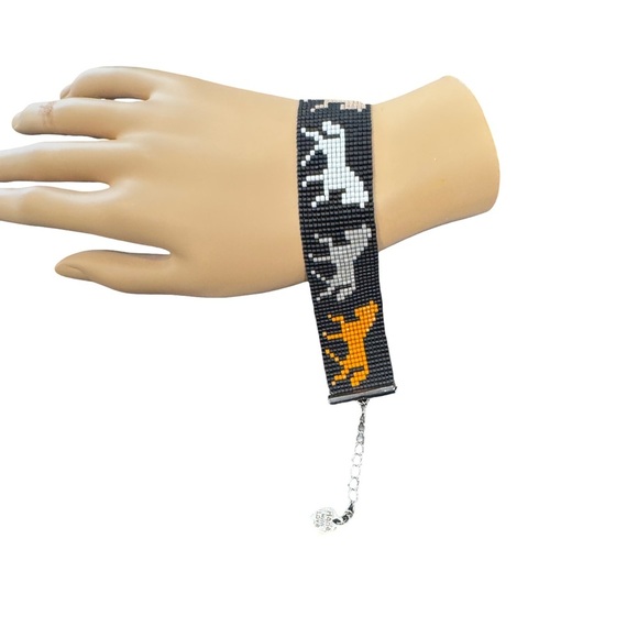 Hand Crafted Black Bracelet with Horse Design - Picture 7 of 7